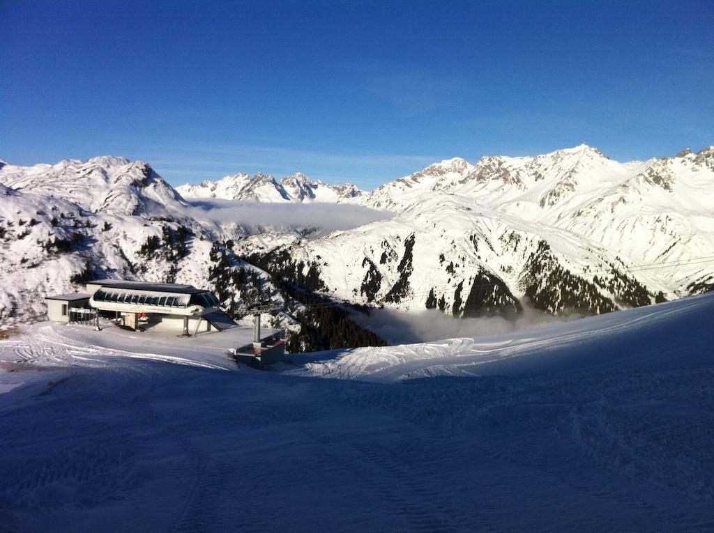 Apart Bellevue Pettneu am Arlberg Exterior photo