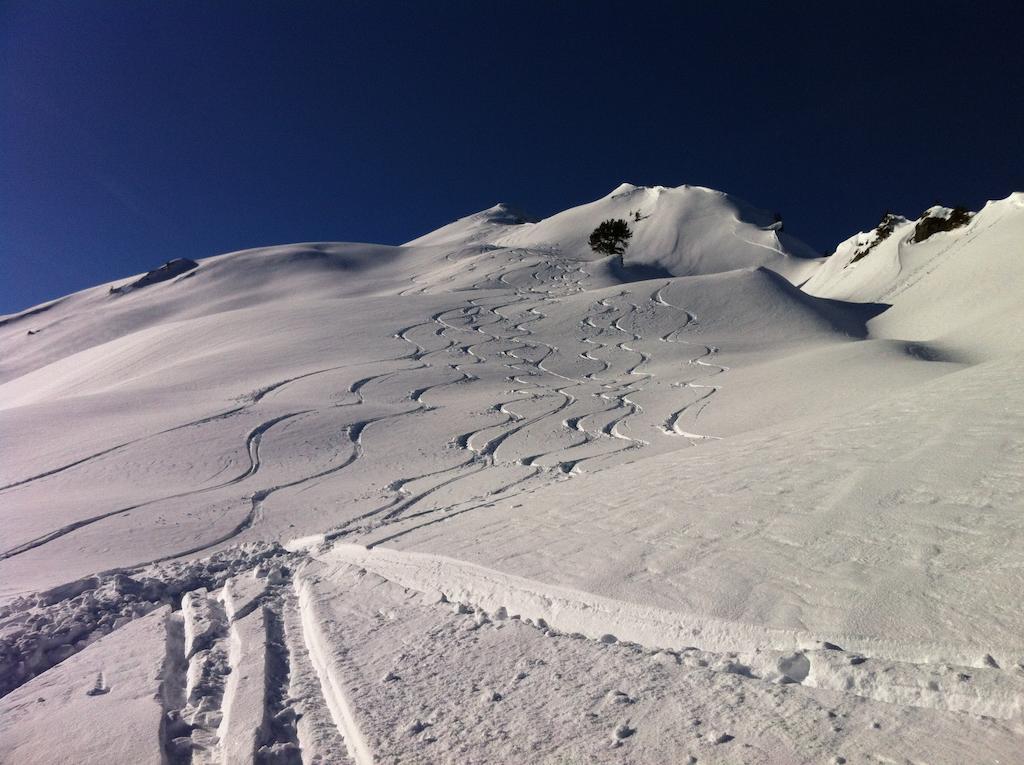 Apart Bellevue Pettneu am Arlberg Exterior photo